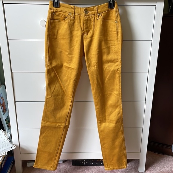 🔆 Celebrity Gold Size 2 Skinny Jean - Picture 12 of 15